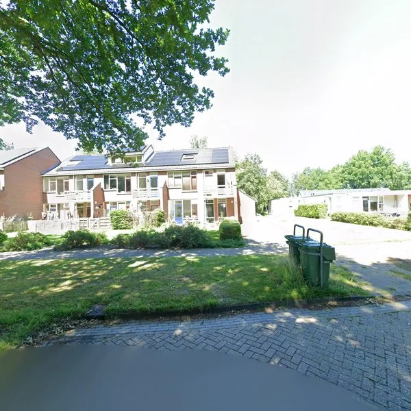 Straatbeeld van Te Nijenhuiswei 93, 9241EC Wijnjewoude
