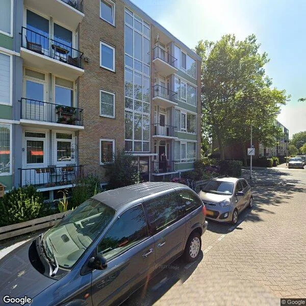 Straatbeeld van Ter Weerlaan 72, 2241VC Wassenaar