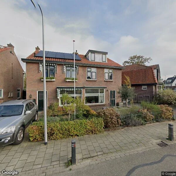 Straatbeeld van Teylingerlaan 90, 2215RT Voorhout