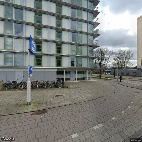 Straatbeeld van Th. K. van Lohuizenlaan 276, 1095DW Amsterdam