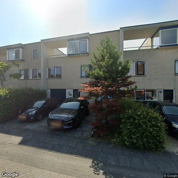 Straatbeeld van Thérèse Schwartzestraat 48, 1328CE Almere