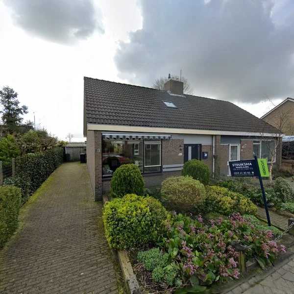 Straatbeeld van Tinkelenbergstrjitte 12, 8647SN Sibrandabuorren