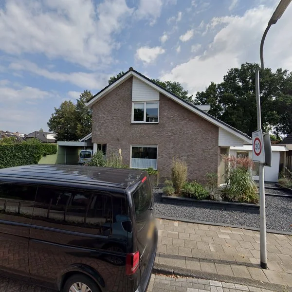 Straatbeeld van Tjalkstraat 1, 8152CM Lemelerveld