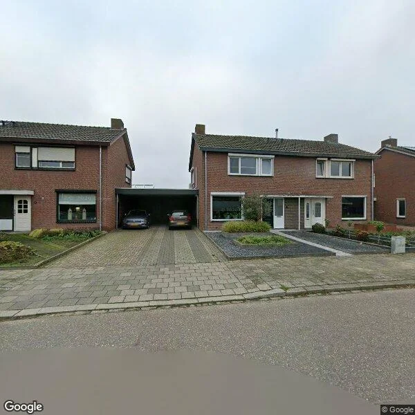 Straatbeeld van Tjongerstraat 25, 6034RR Nederweert-Eind