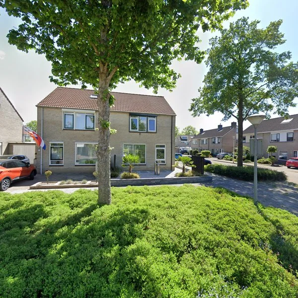 Straatbeeld van Toon Slurinkhof 9, 8264DE Kampen