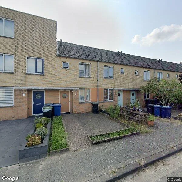 Straatbeeld van Top Naeffstraat 5, 1321GK Almere