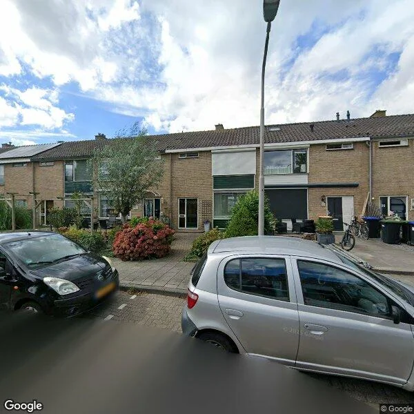 Straatbeeld van Troelstrastraat 16, 2953BM Alblasserdam