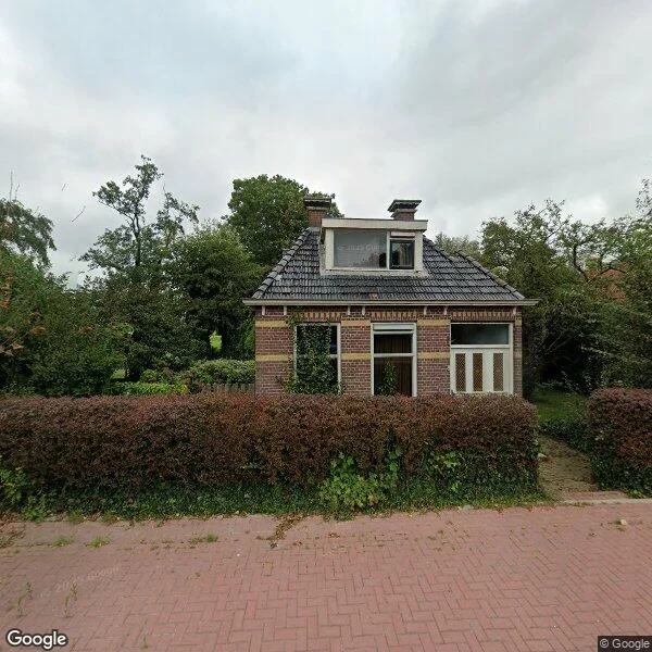 Straatbeeld van Tsienzerbuorren 8, 9008TT Reduzum