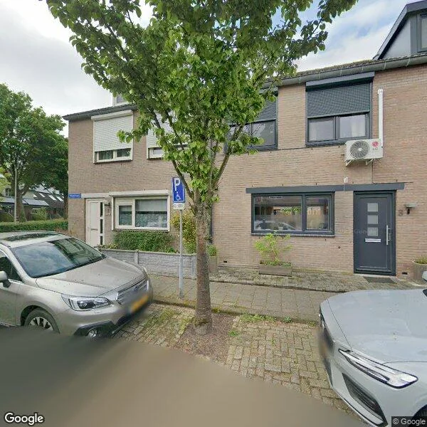 Straatbeeld van Tubastraat 1, 3208DS Spijkenisse