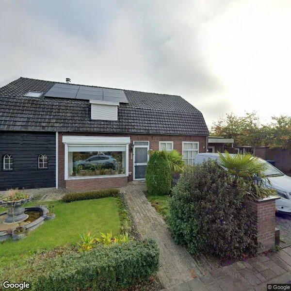 Straatbeeld van Tuinstraat 17, 4264AW Veen