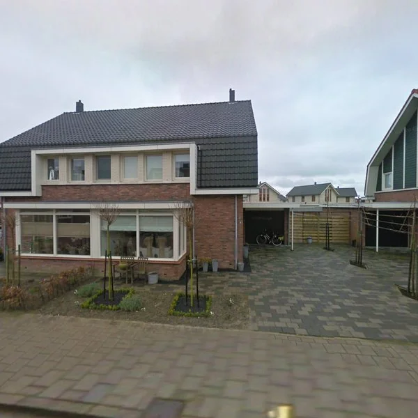 Straatbeeld van Tulpappel 10, 1731WP Winkel