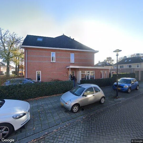 Straatbeeld van Tussen de Eiken 18, 7325HJ Apeldoorn