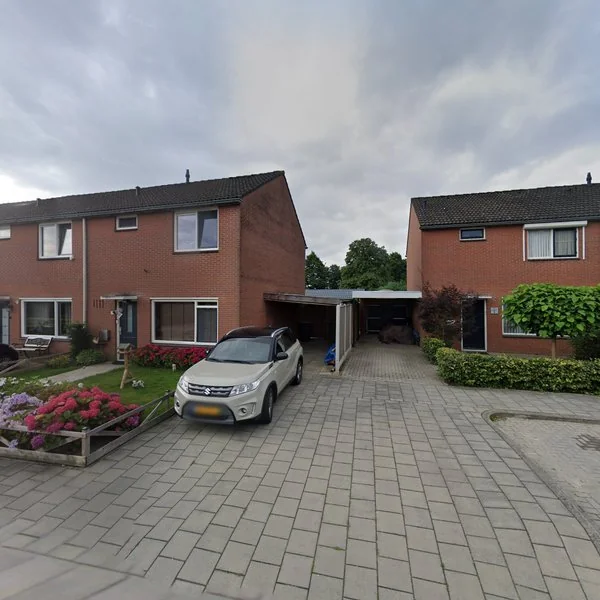 Straatbeeld van Tussenpad 12, 7833CT Nieuw-Amsterdam