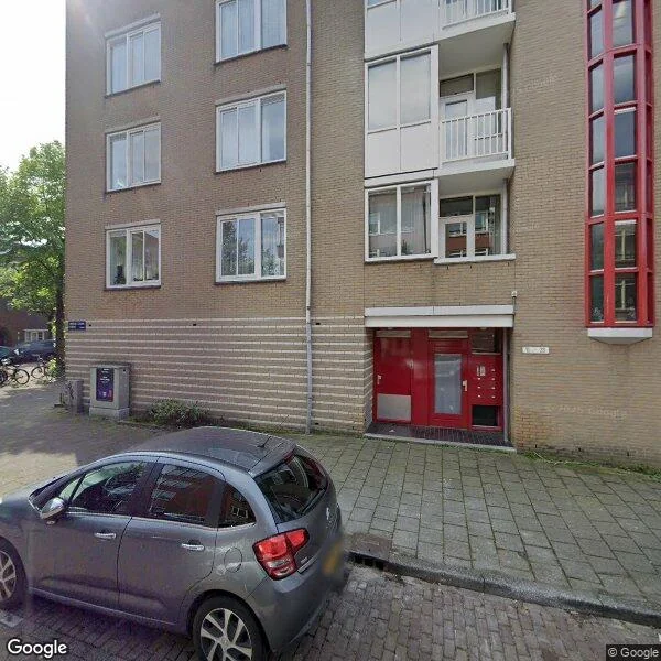 Straatbeeld van Tweede Ceramstraat 28, 1095BN Amsterdam