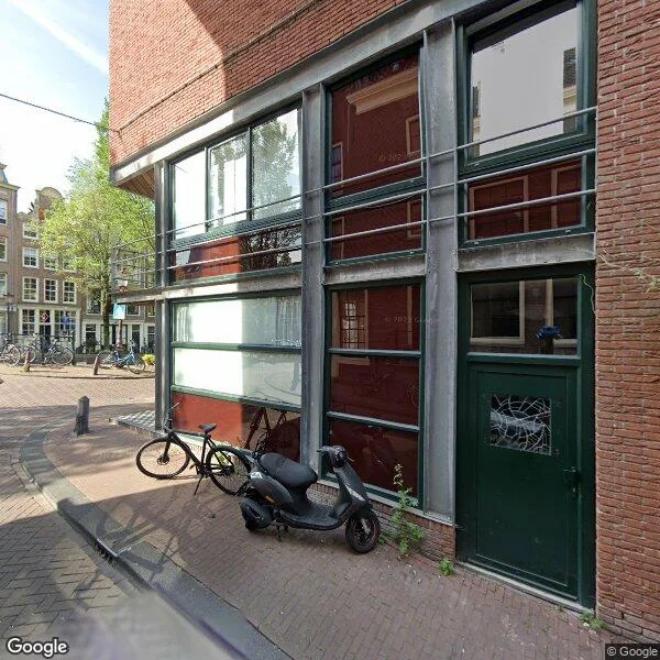 Straatbeeld van Tweede Leliedwarsstraat 24, 1015TC Amsterdam