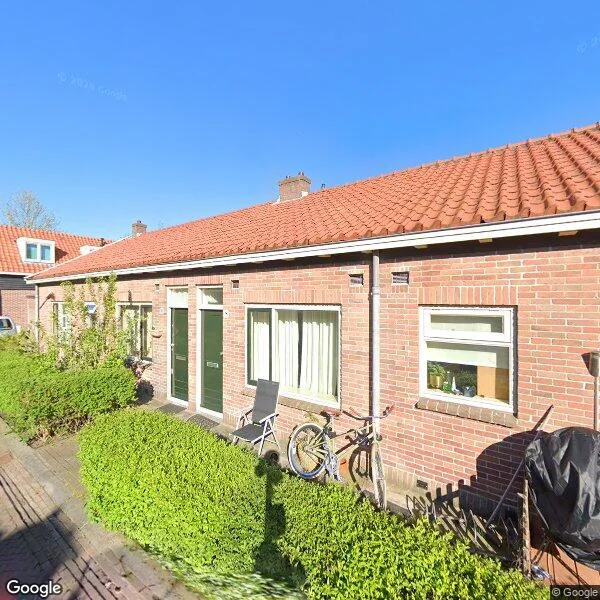 Straatbeeld van Tweede Vogelstraat 6, 1022XS Amsterdam