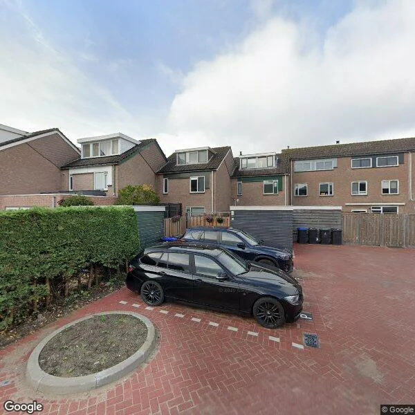 Straatbeeld van Uilenhof 8, 2651WE Berkel en Rodenrijs