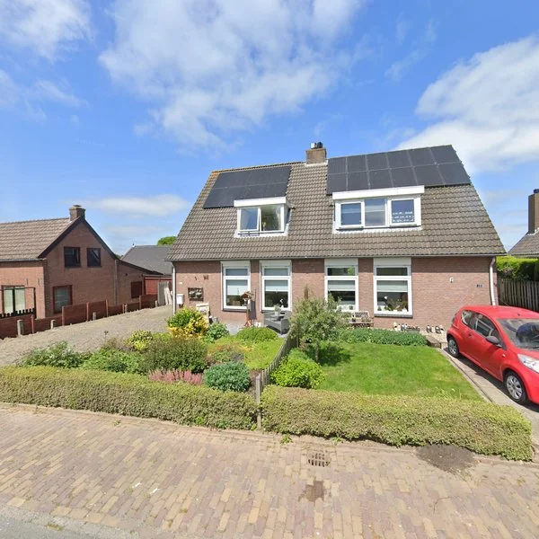 Straatbeeld van Uiterbuurtweg 11, 2441EA Nieuwveen