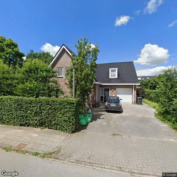 Straatbeeld van Uiterdijk 25, 4011ET Zoelen