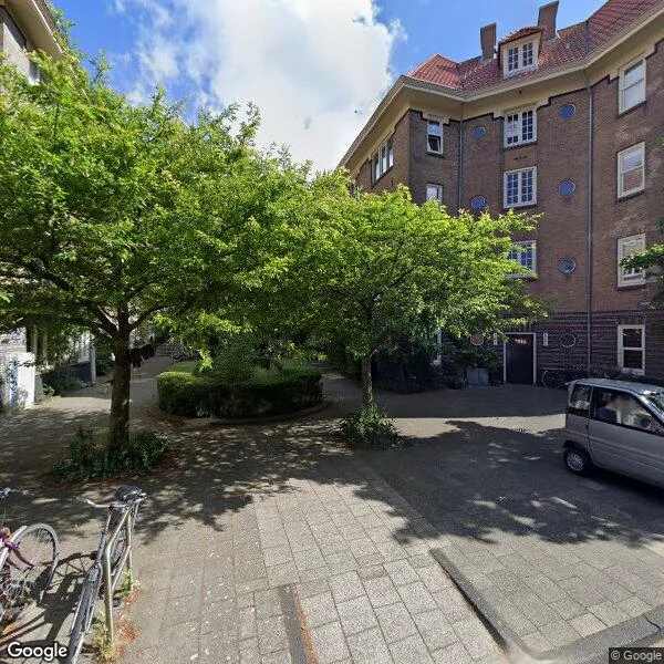 Straatbeeld van Uitgeeststraat 5, 1013ZL Amsterdam