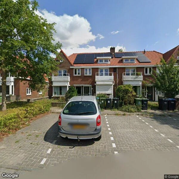 Straatbeeld van Urkhovenseweg 181, 5641KC Eindhoven