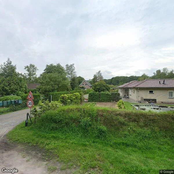 Straatbeeld van Usselerveenweg 116, 7546PJ Enschede