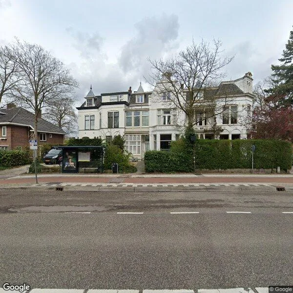 Straatbeeld van Utrechtseweg 113A, 3702AB Zeist