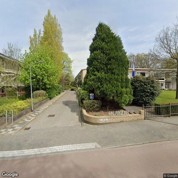Straatbeeld van Vaartweg 144, 1217SX Hilversum