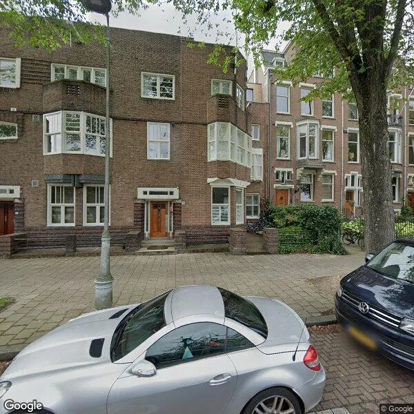 Straatbeeld van Valeriusplein 34, 1075BJ Amsterdam