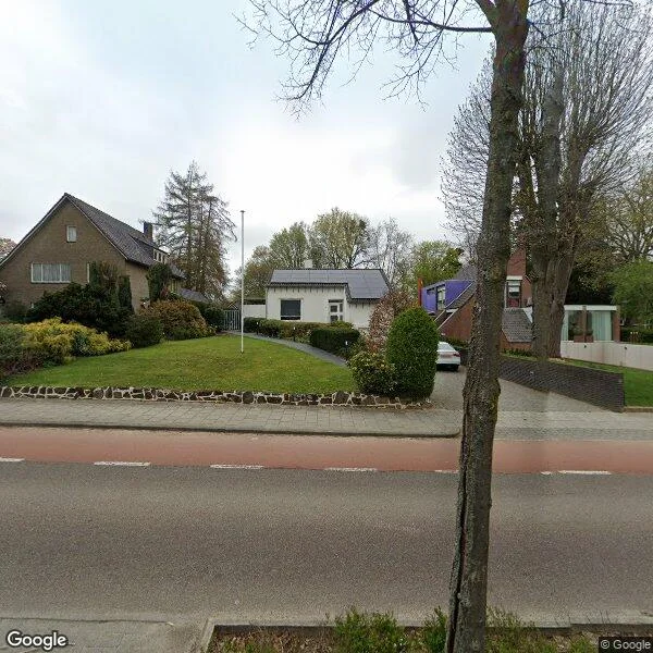 Straatbeeld van Valkenburgerweg 74, 6419AV Heerlen