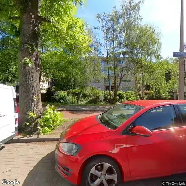 Straatbeeld van Van Alkemadelaan 101, 2597AC Den Haag