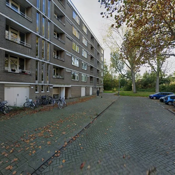 Straatbeeld van Van Bassenstraat 166, 3067NE Rotterdam