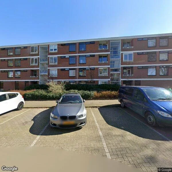 Straatbeeld van Van Beethovenstraat 135, 2983BT Ridderkerk