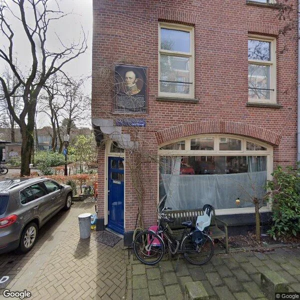 Straatbeeld van Van Beuningenplein 112, 1051VZ Amsterdam