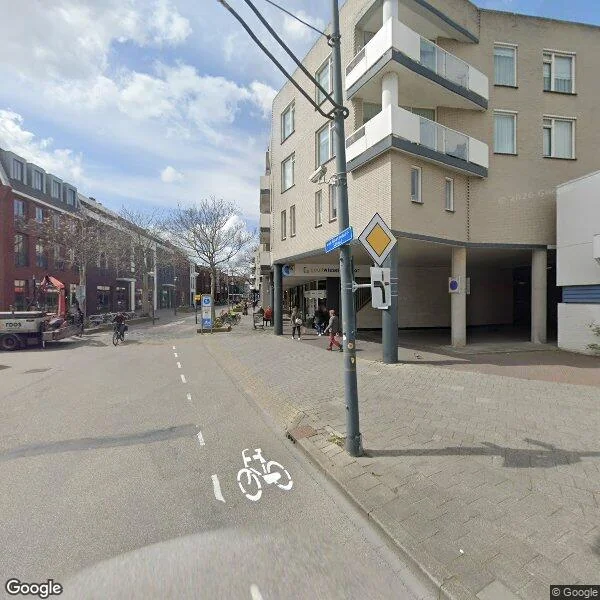Straatbeeld van Van Boetzelaerstraat 25A, 2406BC Alphen aan den Rijn