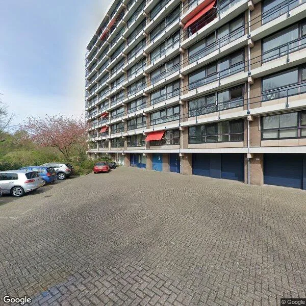 Straatbeeld van Van de Veldelaan 520, 1816PP Alkmaar