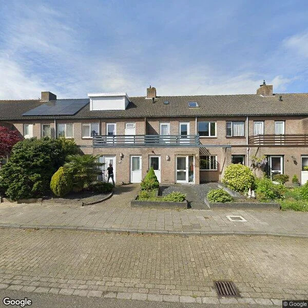 Straatbeeld van Van de Woestijnelaan 6, 4707LX Roosendaal