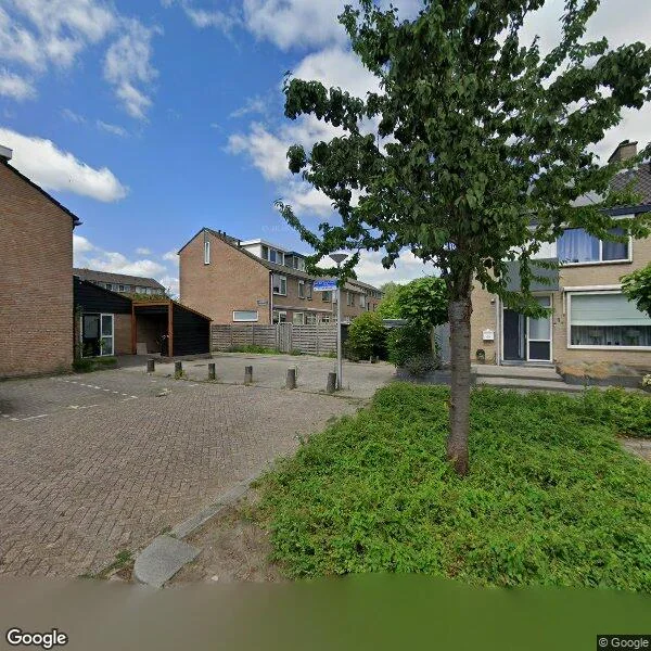 Straatbeeld van Van der Burghstraat 10, 3341GT Hendrik-Ido-Ambacht
