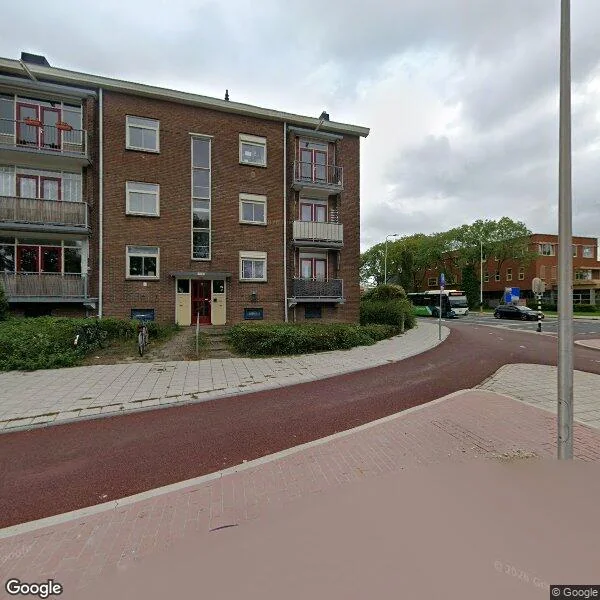 Straatbeeld van Van Eijckstraat 2, 2406TZ Alphen aan den Rijn