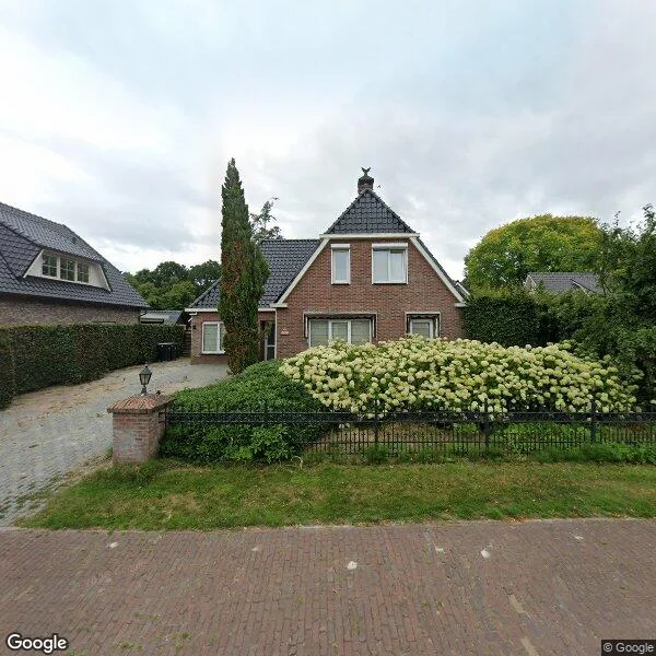Straatbeeld van Van Eklaan 2, 7766BD Nieuw-Schoonebeek