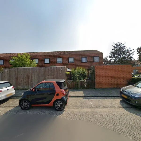 Straatbeeld van Van Essendijk 3, 2497WB Den Haag