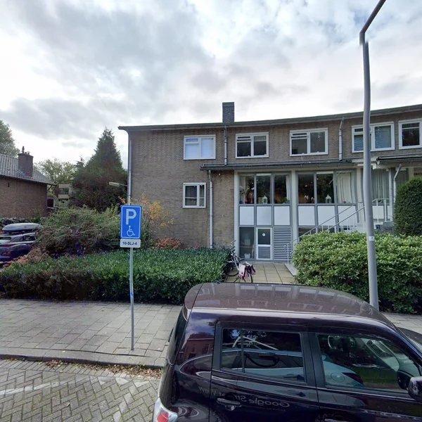 Straatbeeld van Van Goghlaan 2L, 3055PM Rotterdam