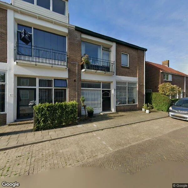 Straatbeeld van Van Heesenstraat 7, 3295AW 's-Gravendeel