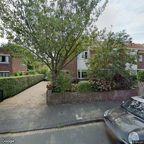 Straatbeeld van Van Hoeylaan 31, 2594CN Den Haag