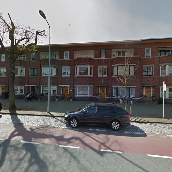 Straatbeeld van Van Hogenhoucklaan 116, 2596TH Den Haag
