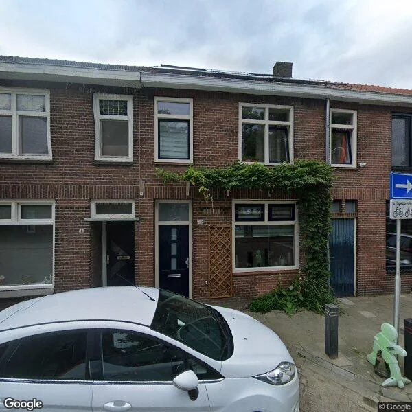 Straatbeeld van Van Kinschotplein 20, 5014MR Tilburg