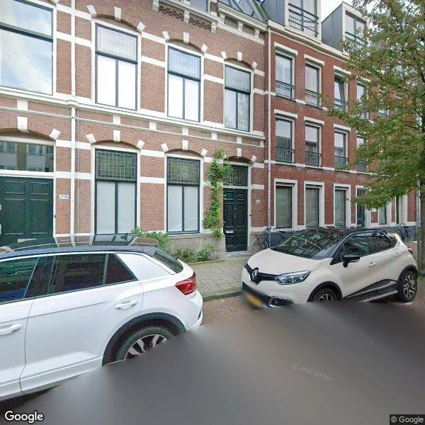 Straatbeeld van Van Limburg Stirumstraat 220, 2515PS Den Haag