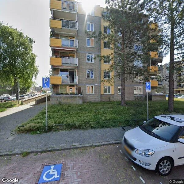 Straatbeeld van Van Linschotenlaan 77, 1212DR Hilversum