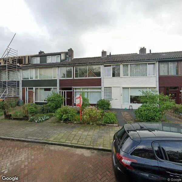 Straatbeeld van Van Okeghemlaan 8, 6711EC Ede