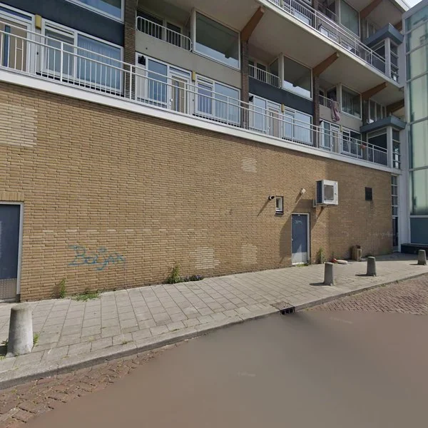Straatbeeld van Van Oldenbarneveltplein 121, 3317ET Dordrecht
